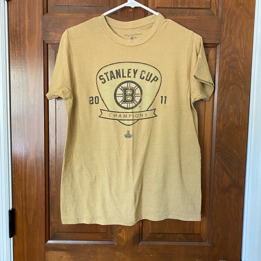 Boston Bruins Stanley Cup Champions 2011 Small shirt